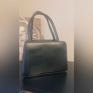 Verdi Vintage Elegant Black Leather Handbag